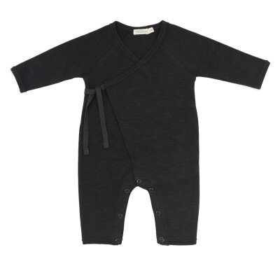 Cross-over newborn suit